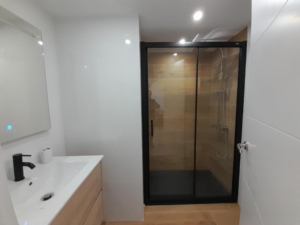 Apartment Con Magnificas Vistas Al Mar - Wifi Gratis Empuriabrava